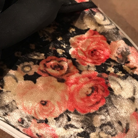 Chinese Laundry velvet lace up shoes size 9.5 new - Picture 7 of 8